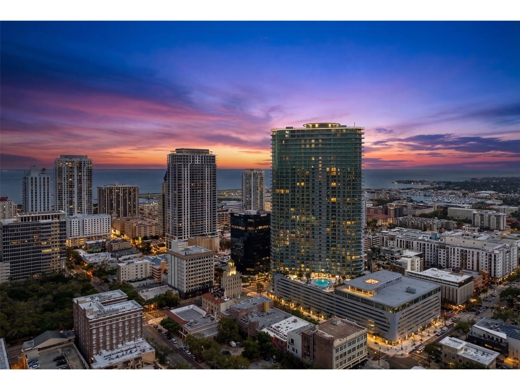 400 Central Avenue #1405 Saint Petersburg FL 33701 A4686126 image1