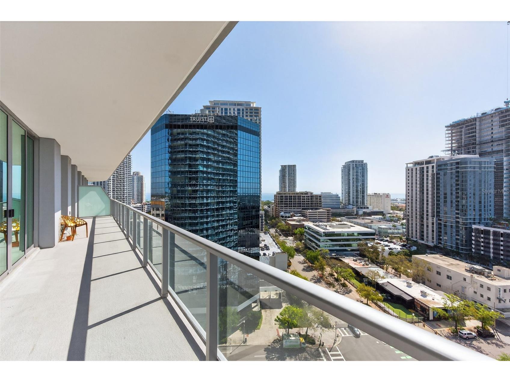 400 Central Avenue #1405 Saint Petersburg FL 33701 A4686126 image20