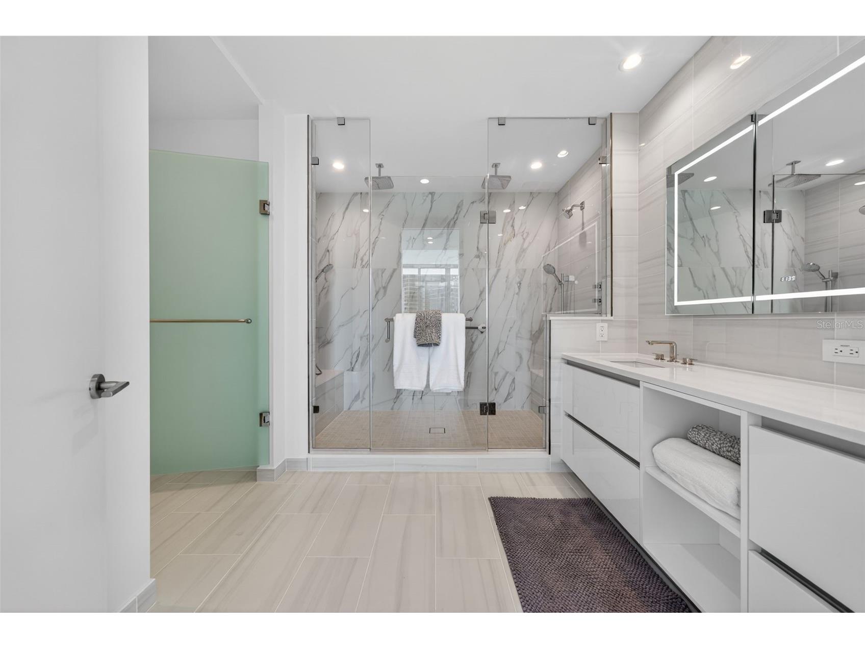 400 Central Avenue #1405 Saint Petersburg FL 33701 A4686126 image23