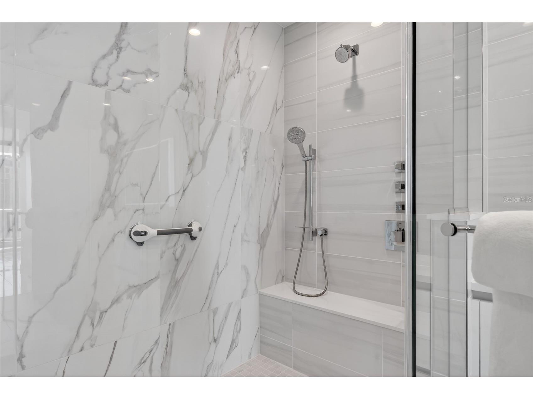 400 Central Avenue #1405 Saint Petersburg FL 33701 A4686126 image25