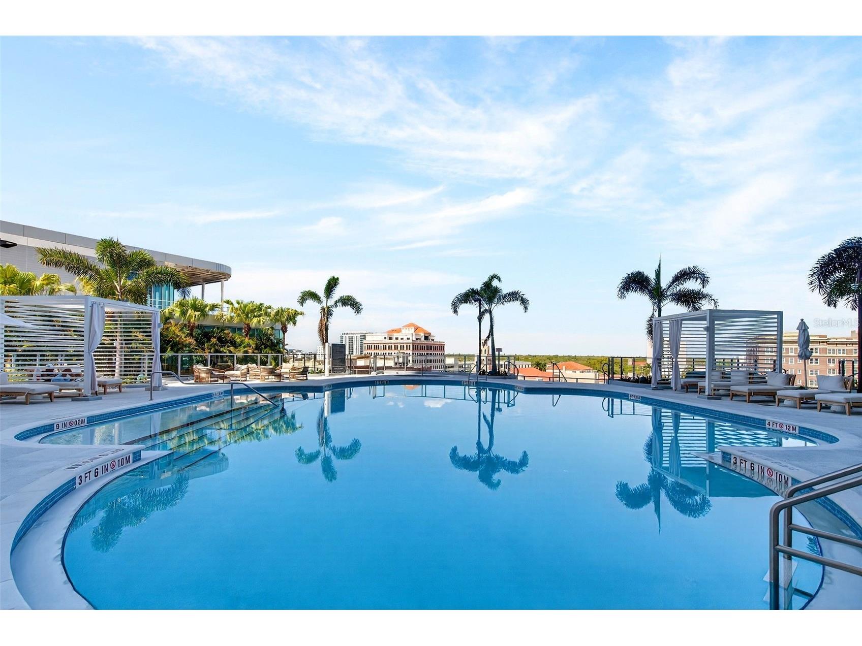 400 Central Avenue #1405 Saint Petersburg FL 33701 A4686126 image45