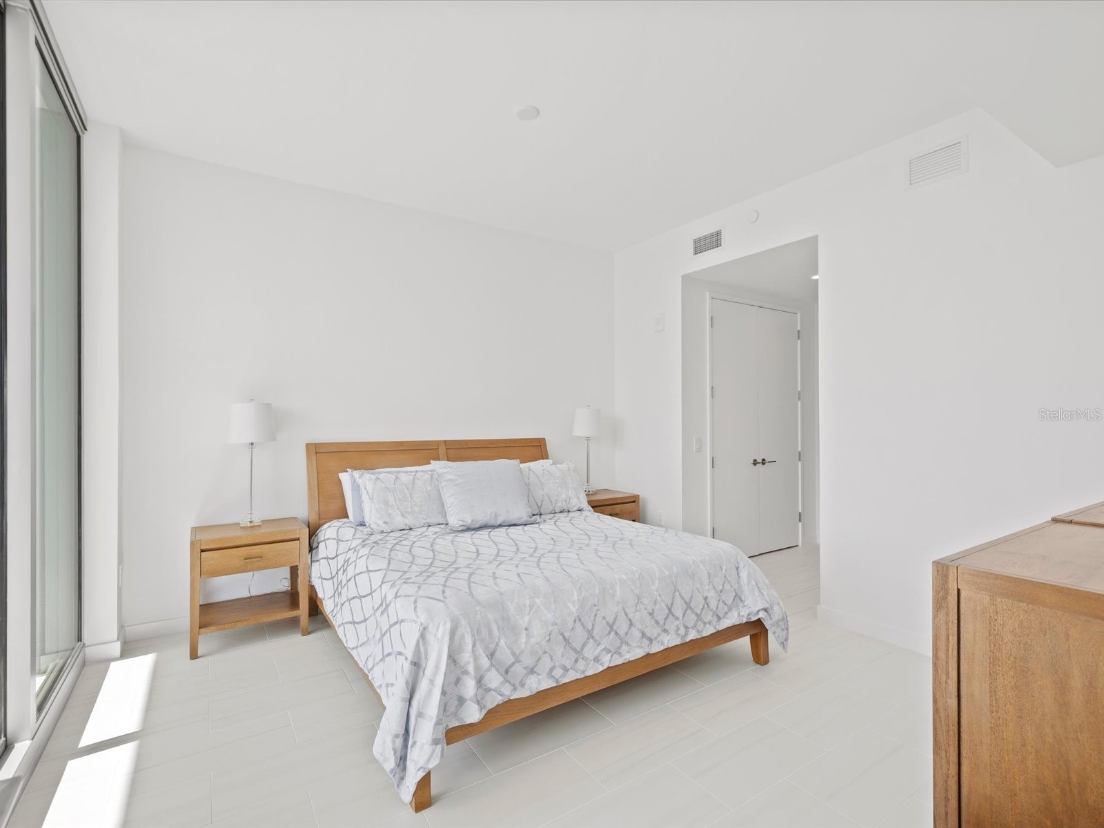 400 Central Avenue #1603 Saint Petersburg FL 33701 TB8484403 image15