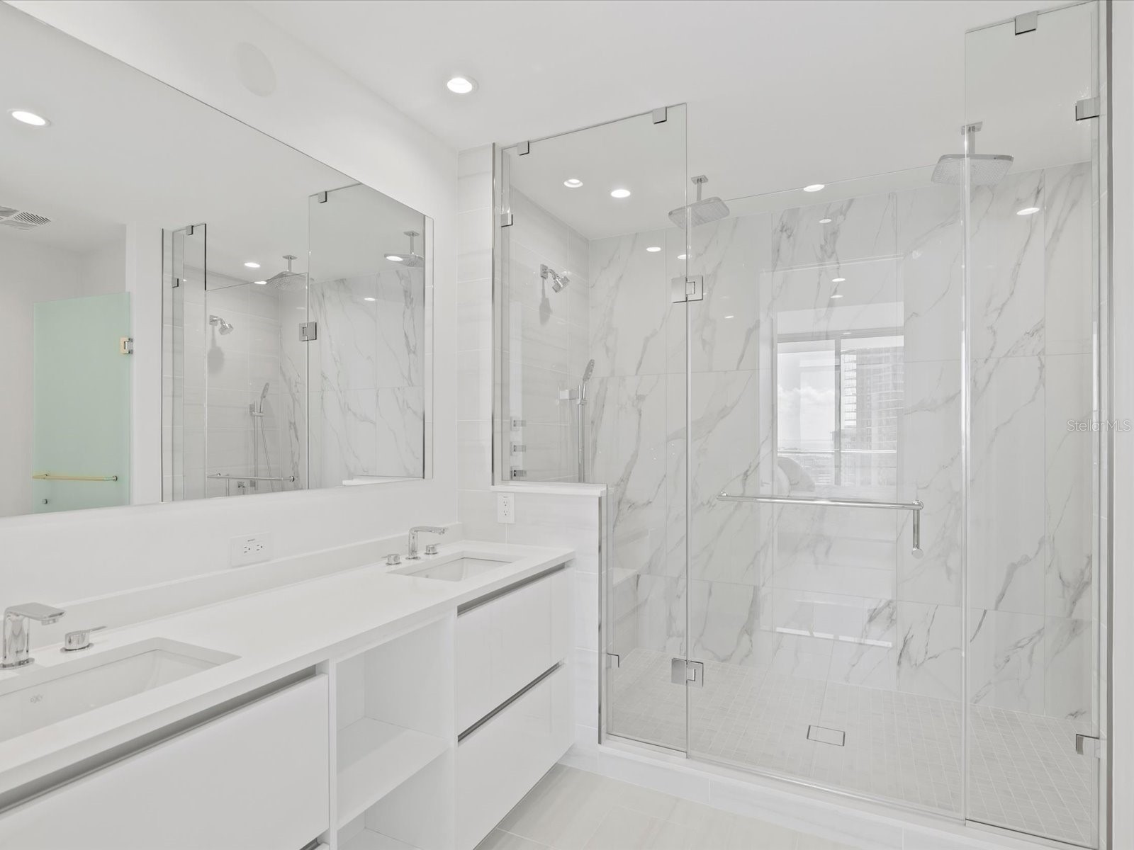 400 Central Avenue #1603 Saint Petersburg FL 33701 TB8484403 image17