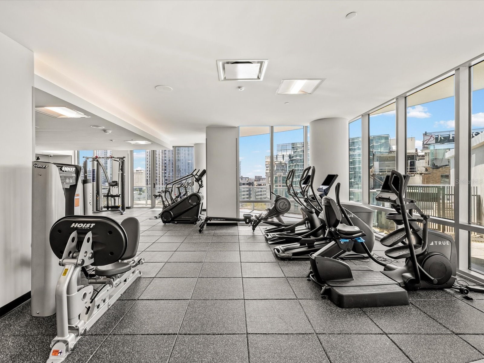 400 Central Avenue #1603 Saint Petersburg FL 33701 TB8484403 image26