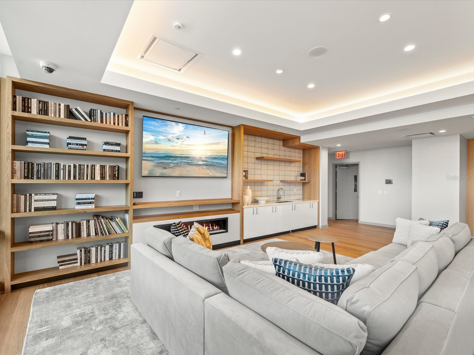 400 Central Avenue #1603 Saint Petersburg FL 33701 TB8484403 image32