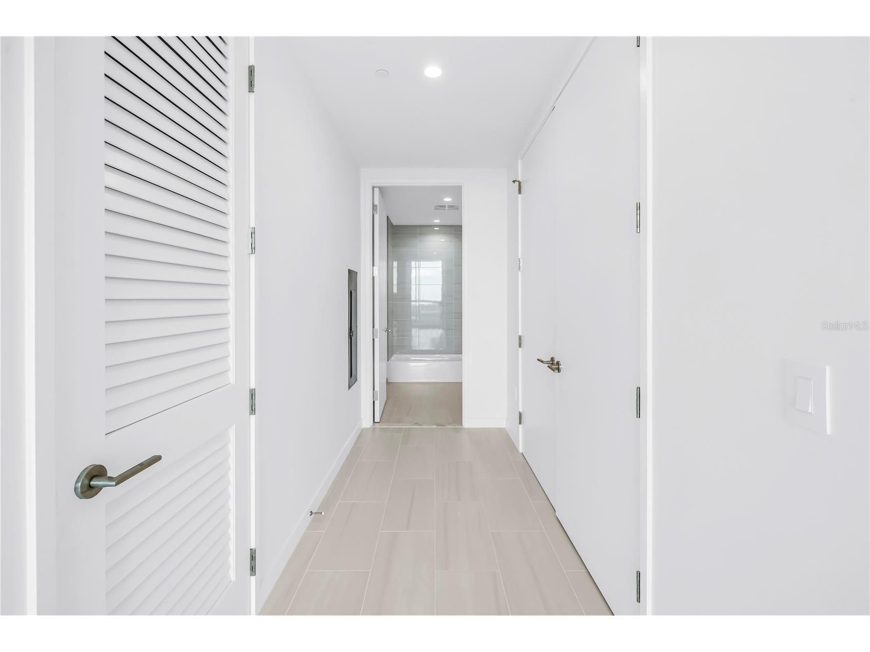 400 Central Avenue #1608 Saint Petersburg FL 33701 - Mirror Lake TB8498108 image17