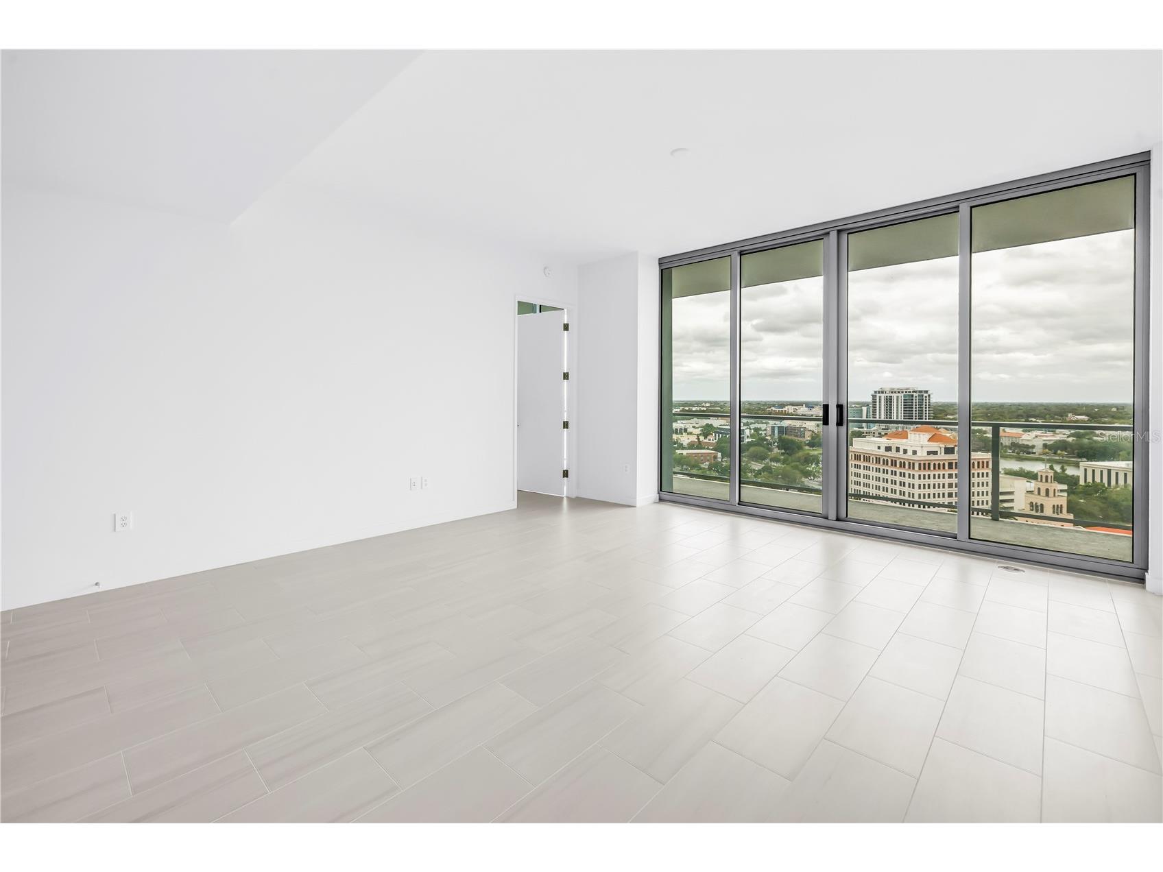 400 Central Avenue #1608 Saint Petersburg FL 33701 - Mirror Lake TB8498108 image8