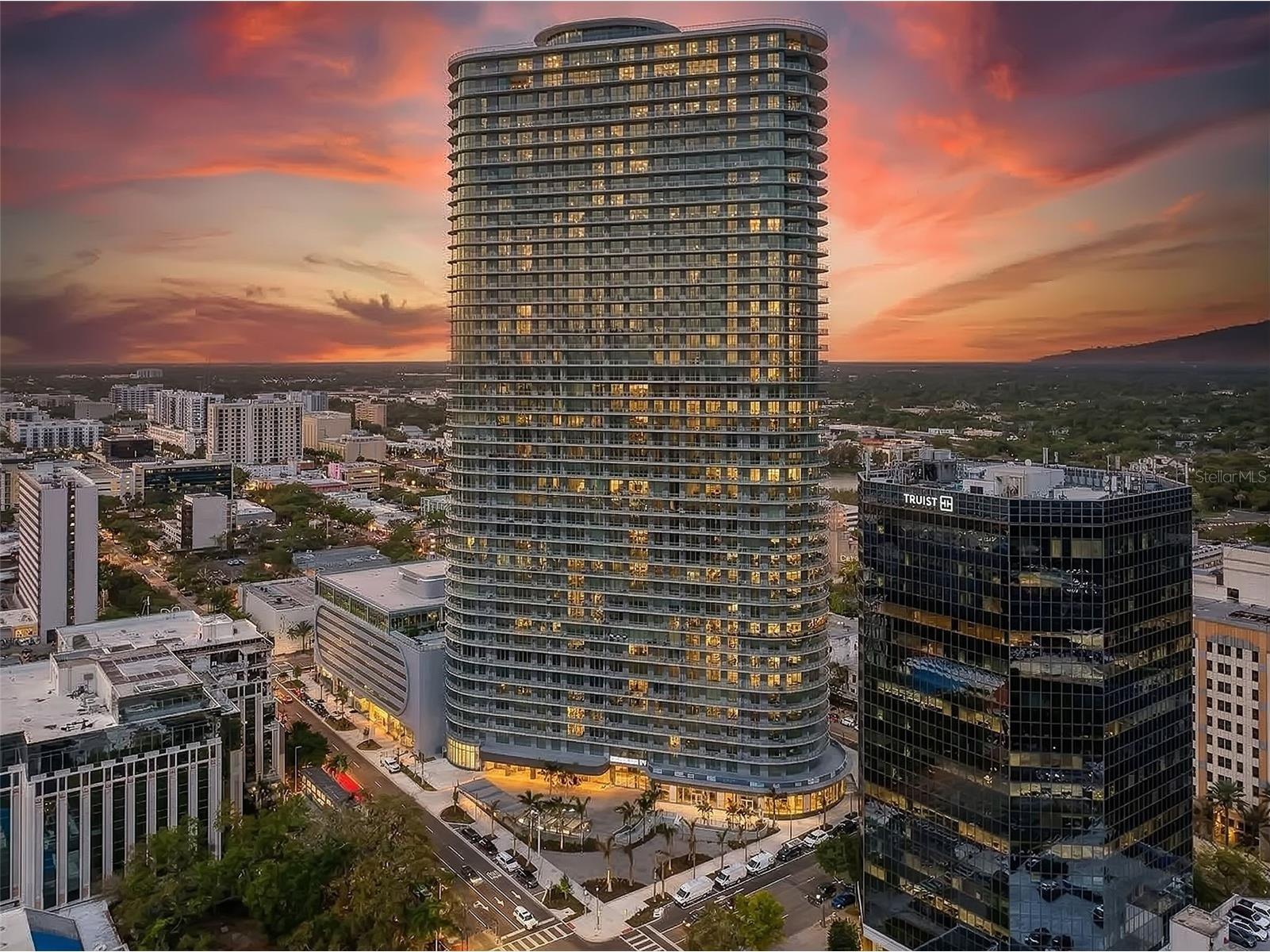400 Central Avenue #1709 Saint Petersburg FL 33701 TB8488479 image1