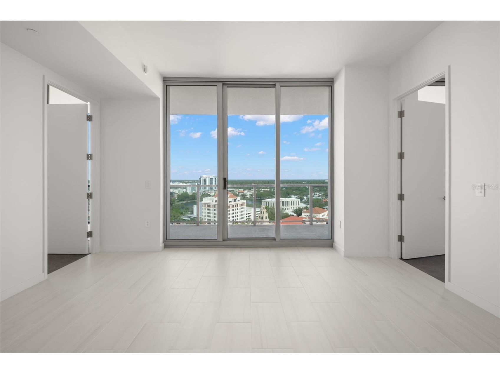 400 Central Avenue #1709 Saint Petersburg FL 33701 TB8488479 image12