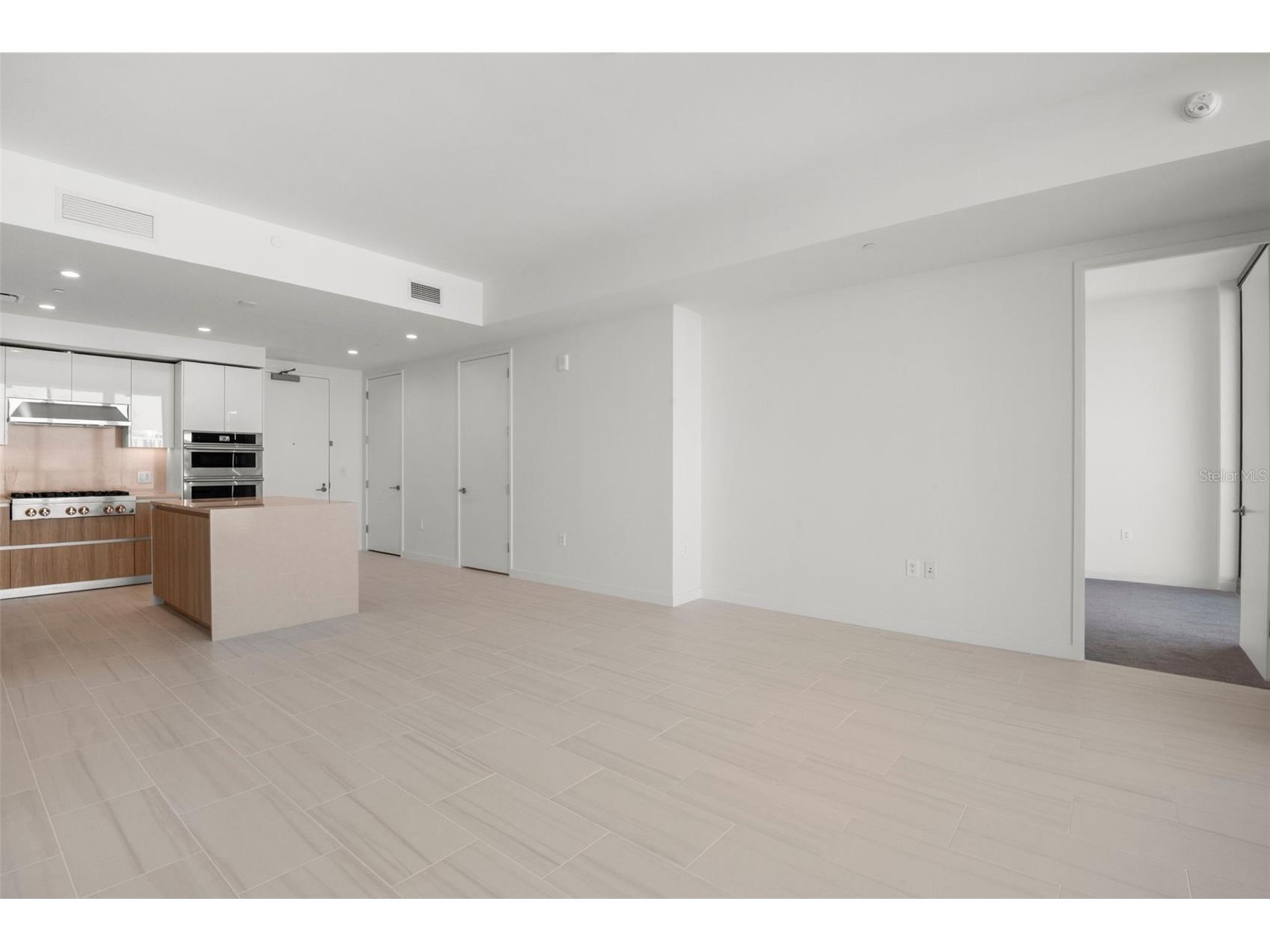400 Central Avenue #1709 Saint Petersburg FL 33701 TB8488479 image20