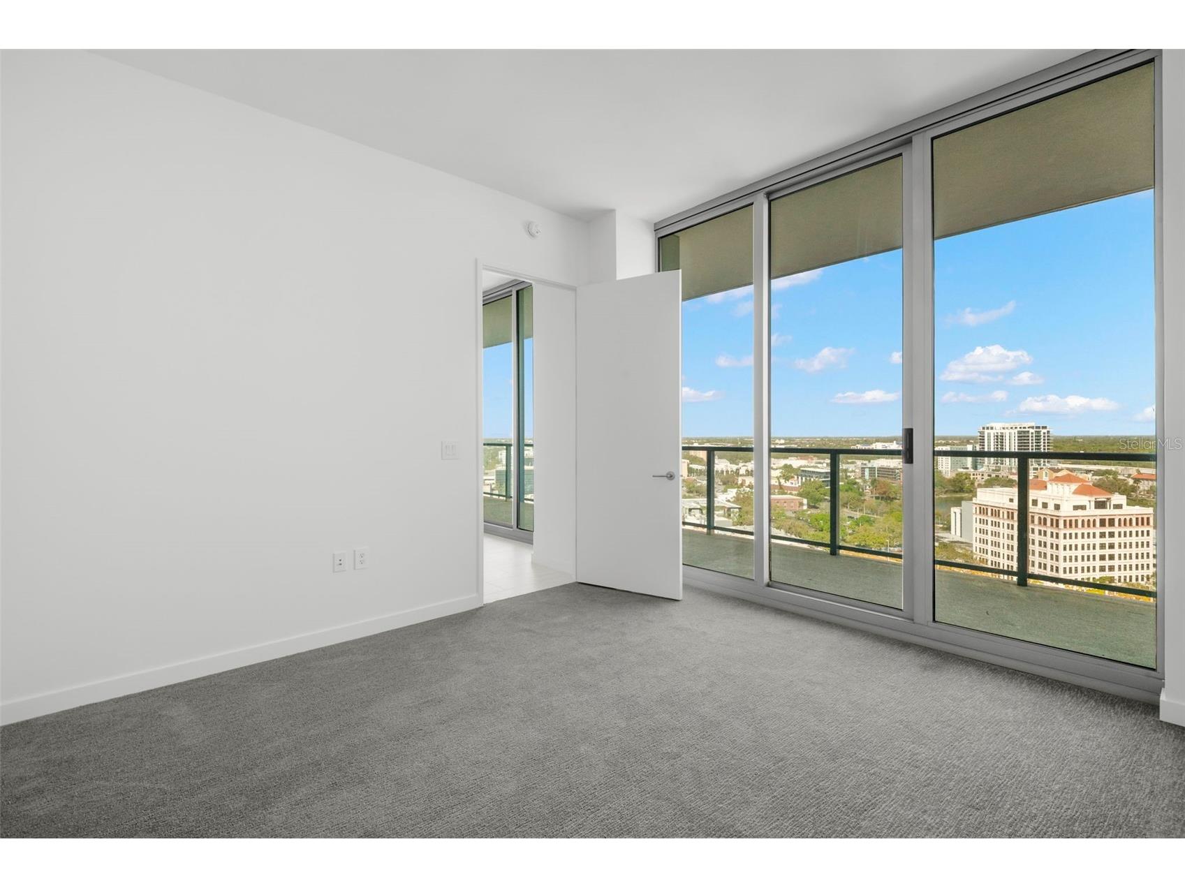 400 Central Avenue #1709 Saint Petersburg FL 33701 TB8488479 image27