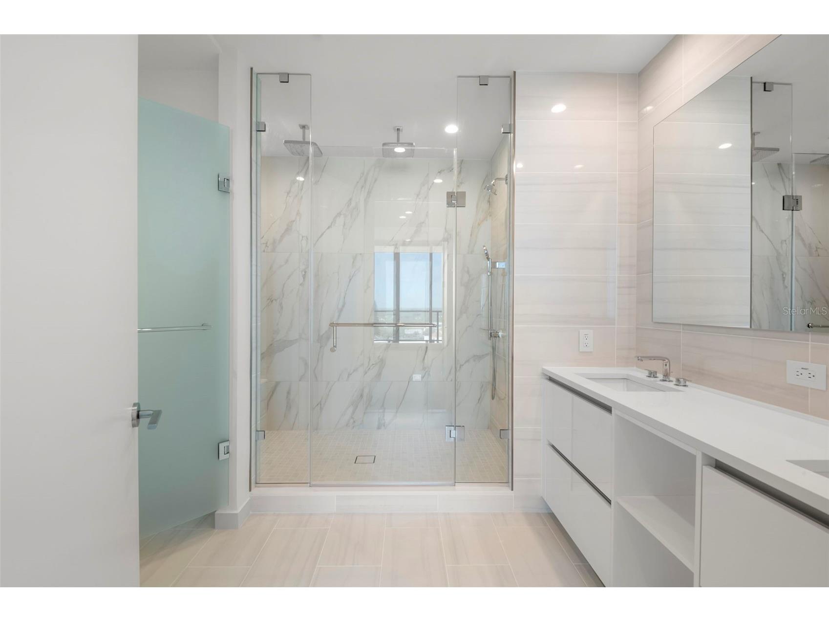 400 Central Avenue #1709 Saint Petersburg FL 33701 TB8488479 image30