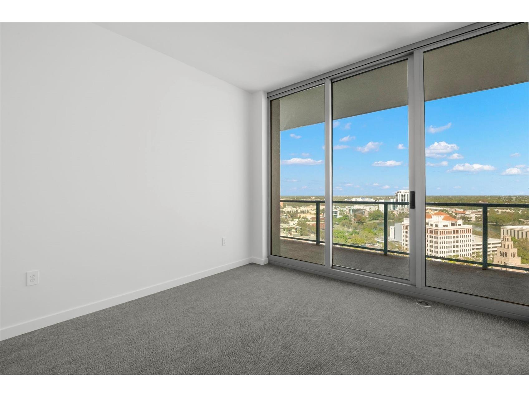400 Central Avenue #1709 Saint Petersburg FL 33701 TB8488479 image31