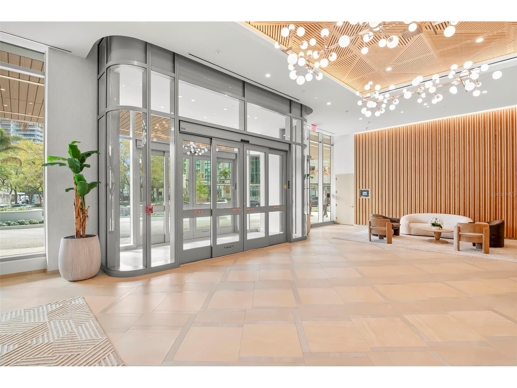 400 Central Avenue #1709 Saint Petersburg FL 33701 TB8488479 image44
