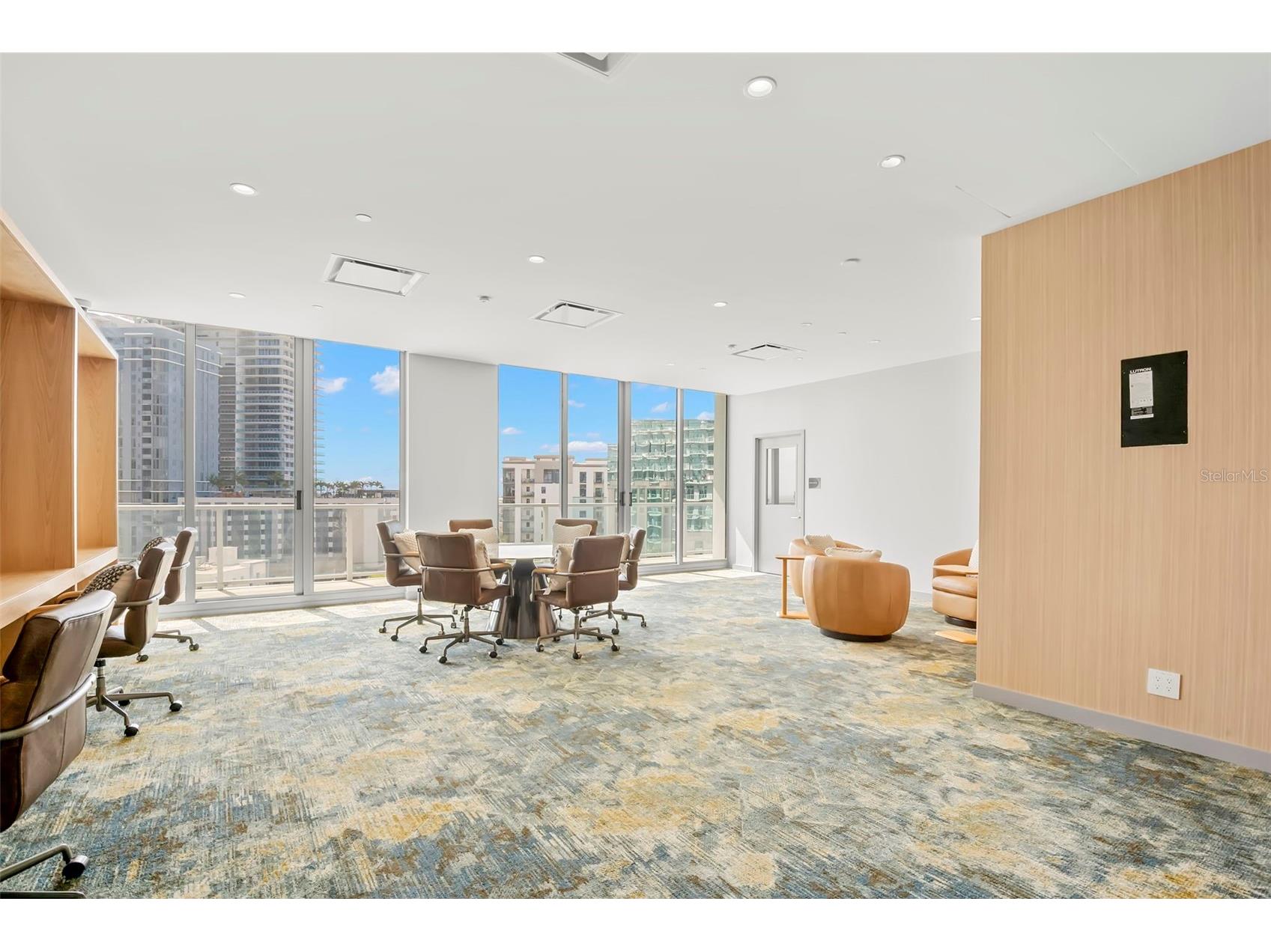 400 Central Avenue #1709 Saint Petersburg FL 33701 TB8488479 image61