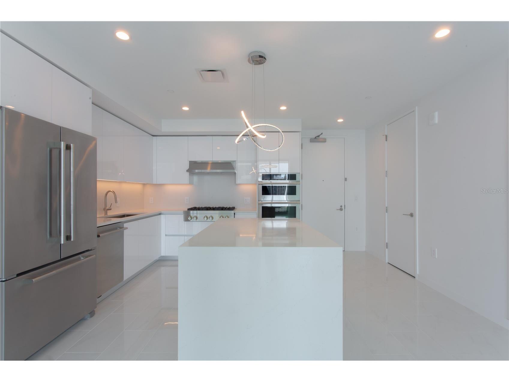 400 Central Avenue #1806 Saint Petersburg FL 33701 - TAMPA BAY TB8500052 image5