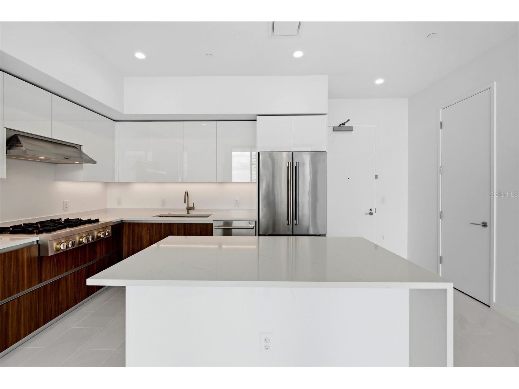 400 Central Avenue #1903 Saint Petersburg FL 33701 TB8497242 image20
