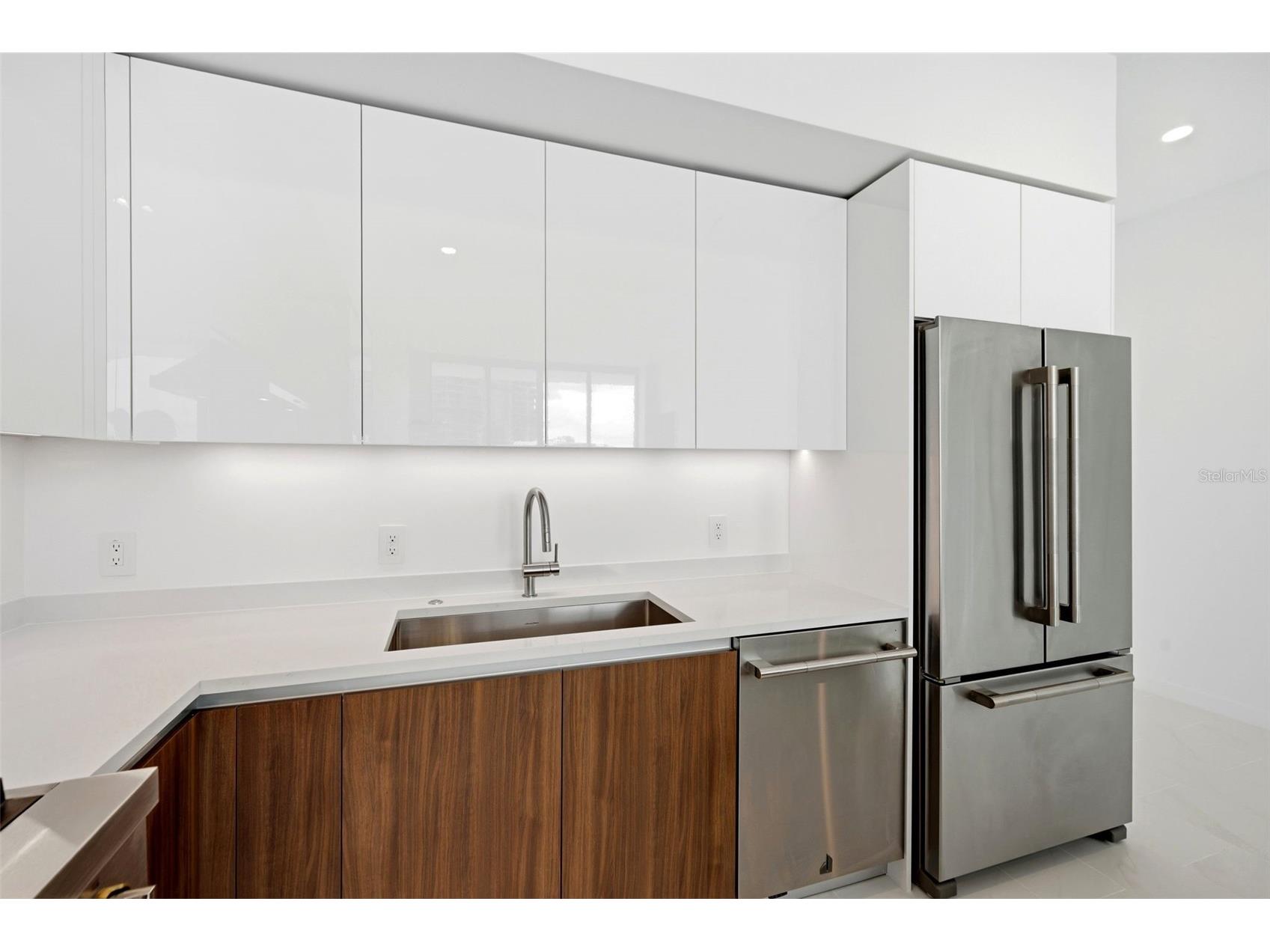 400 Central Avenue #1903 Saint Petersburg FL 33701 TB8497242 image23