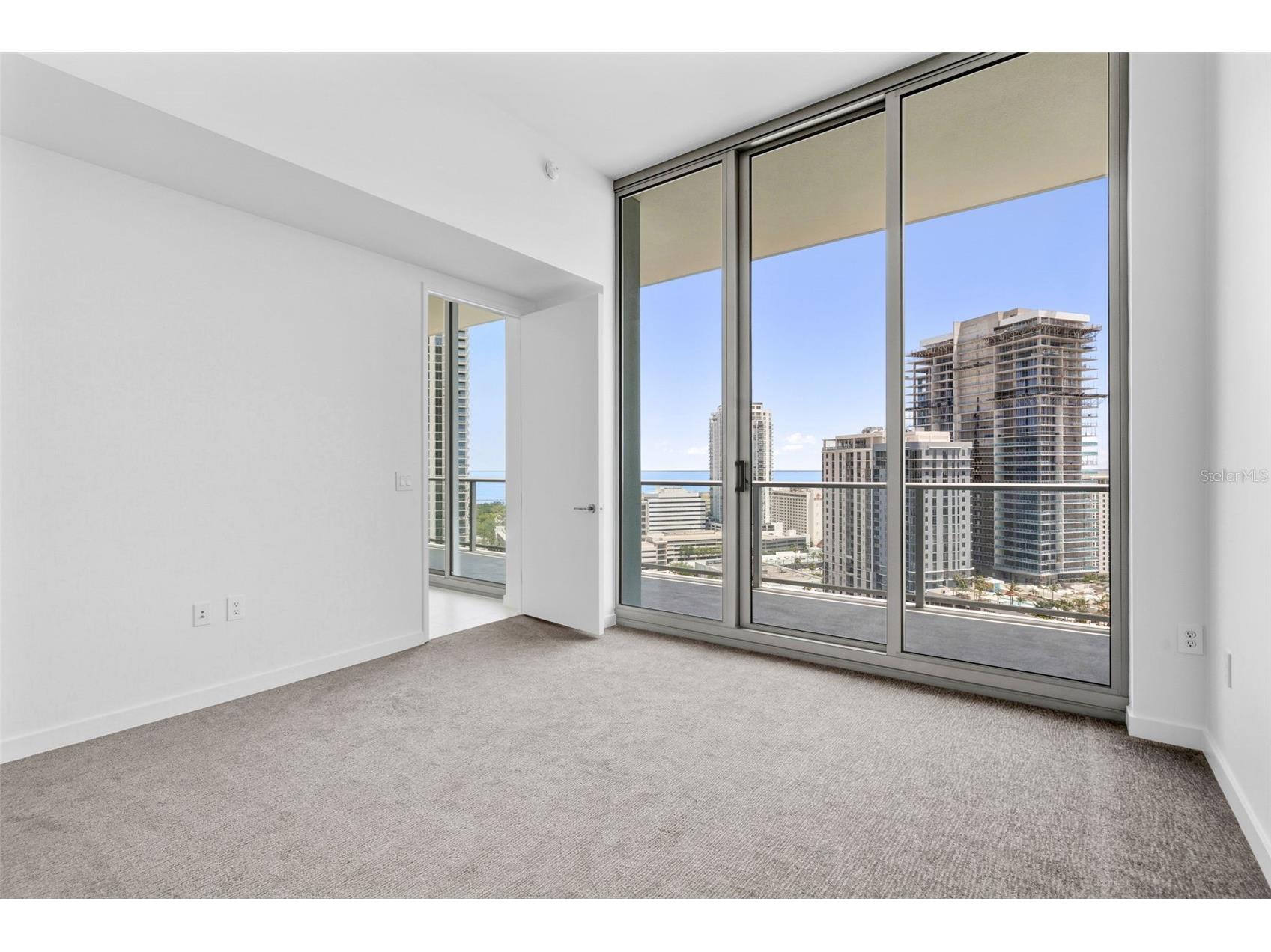 400 Central Avenue #1903 Saint Petersburg FL 33701 TB8497242 image31