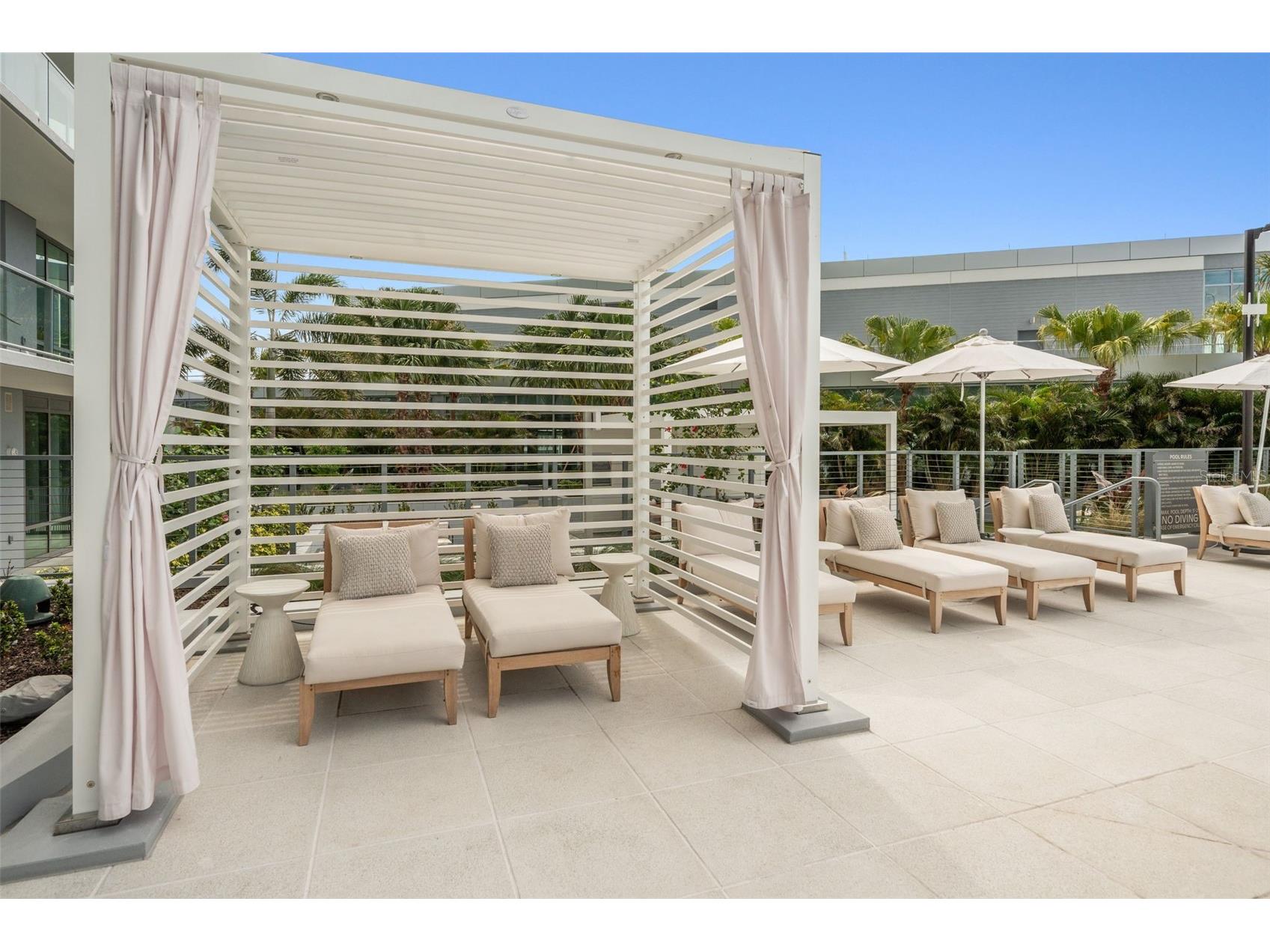400 Central Avenue #1903 Saint Petersburg FL 33701 TB8497242 image50