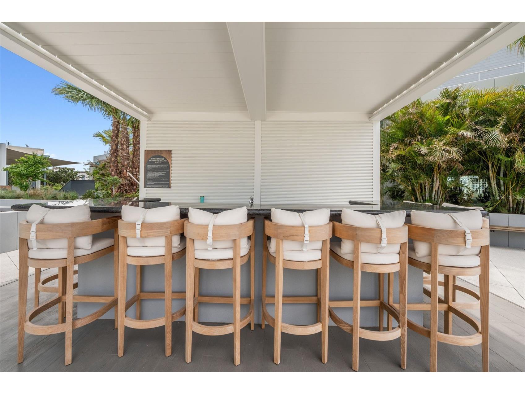 400 Central Avenue #1903 Saint Petersburg FL 33701 TB8497242 image53