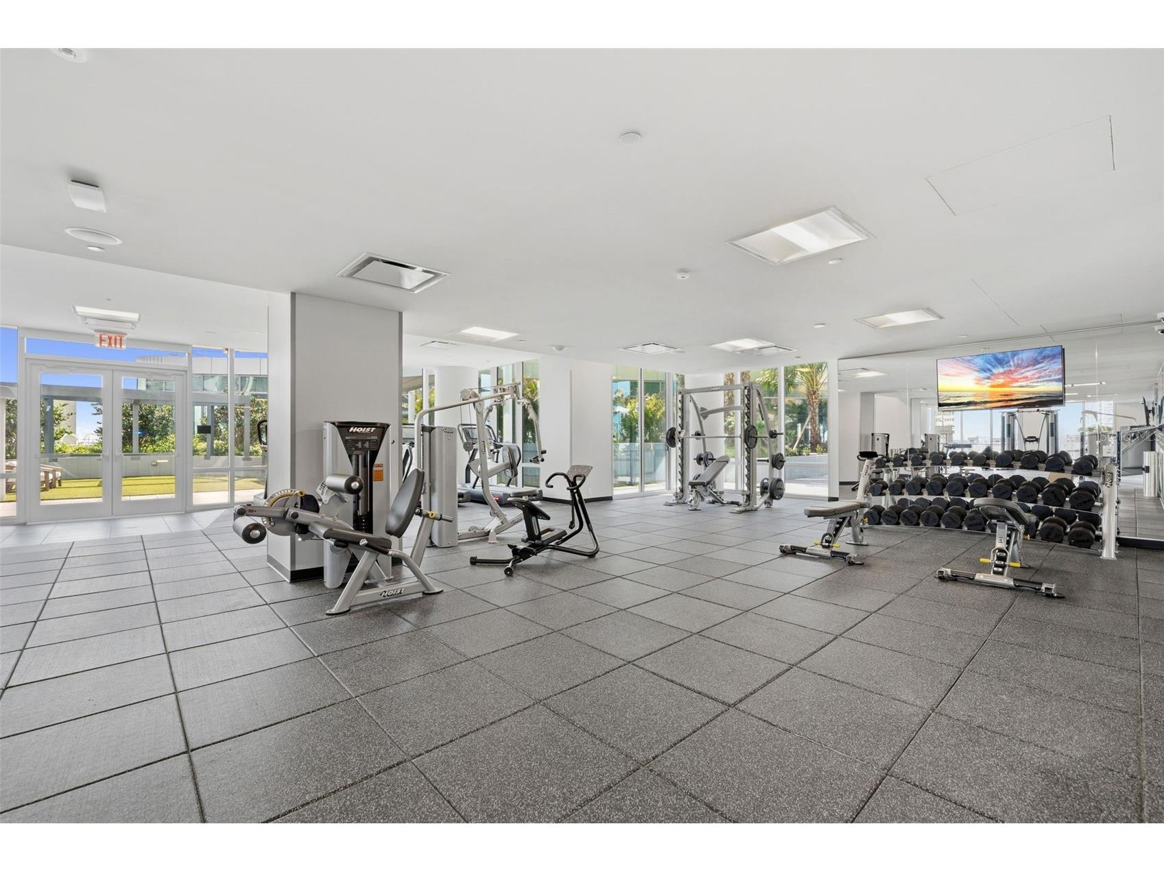 400 Central Avenue #1903 Saint Petersburg FL 33701 TB8497242 image59