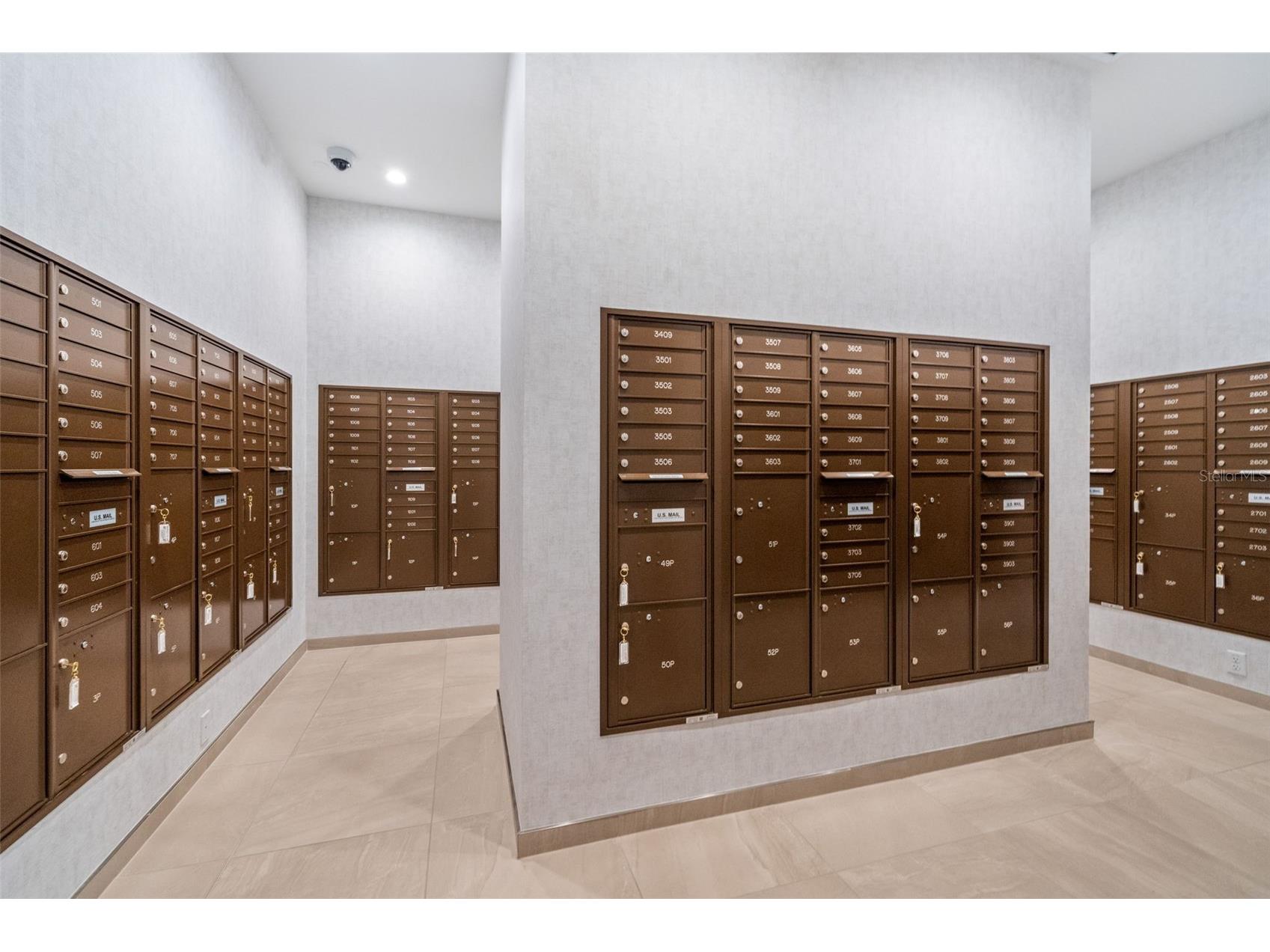 400 Central Avenue #1903 Saint Petersburg FL 33701 TB8497242 image63