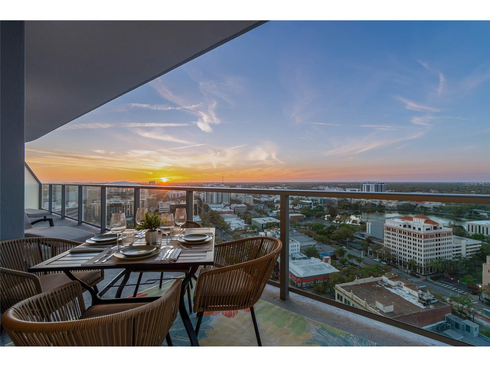 400 Central Avenue #2102 Saint Petersburg FL 33701 TB8486511 image2