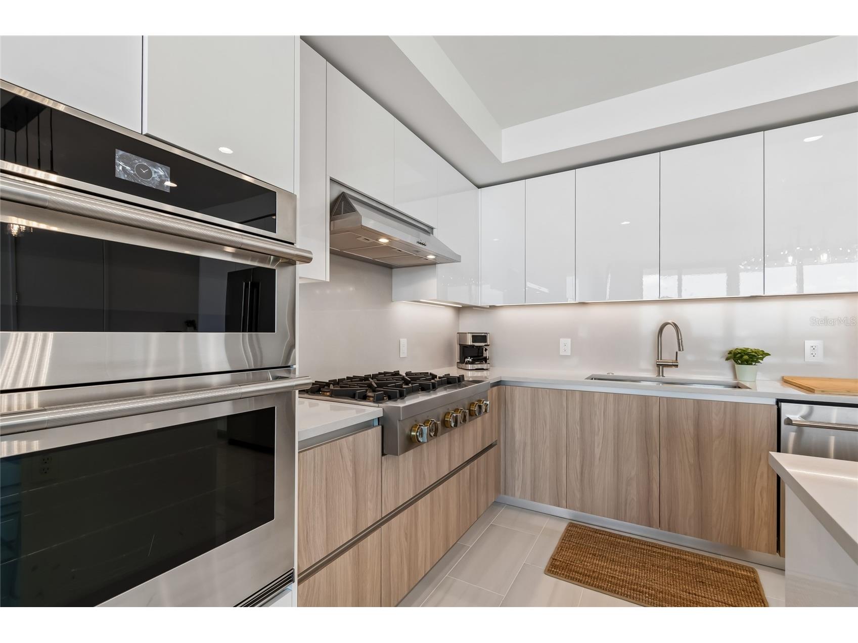 400 Central Avenue #2102 Saint Petersburg FL 33701 TB8486511 image20