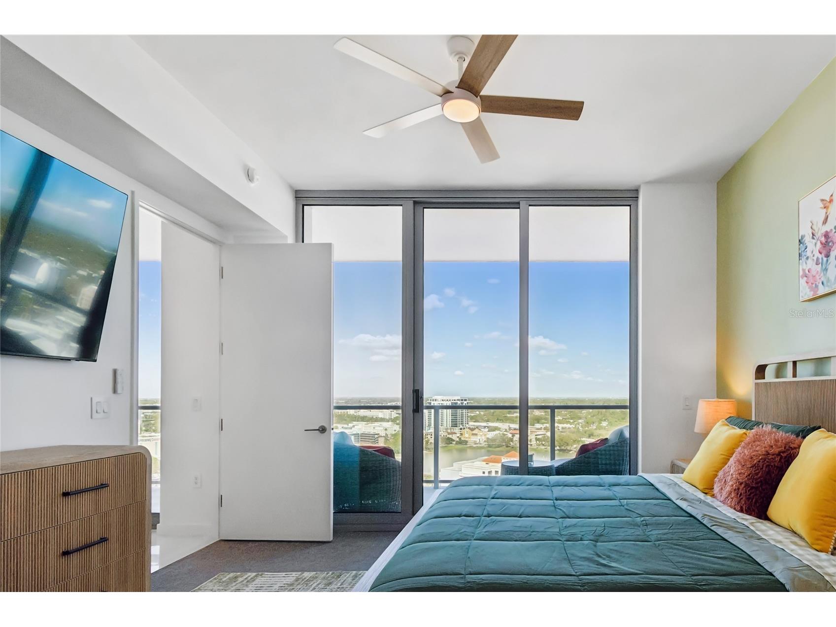 400 Central Avenue #2102 Saint Petersburg FL 33701 TB8486511 image27