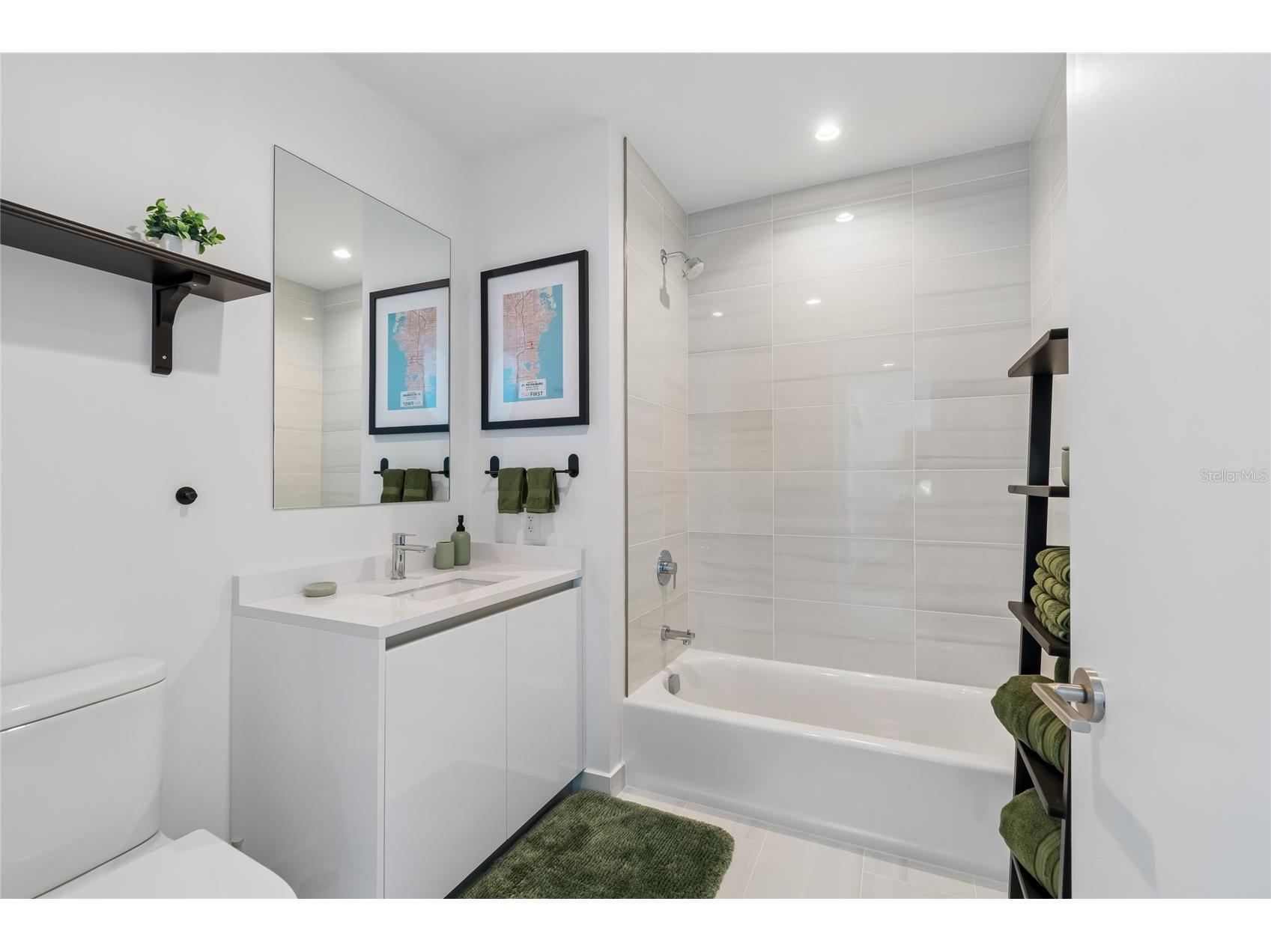 400 Central Avenue #2102 Saint Petersburg FL 33701 TB8486511 image44