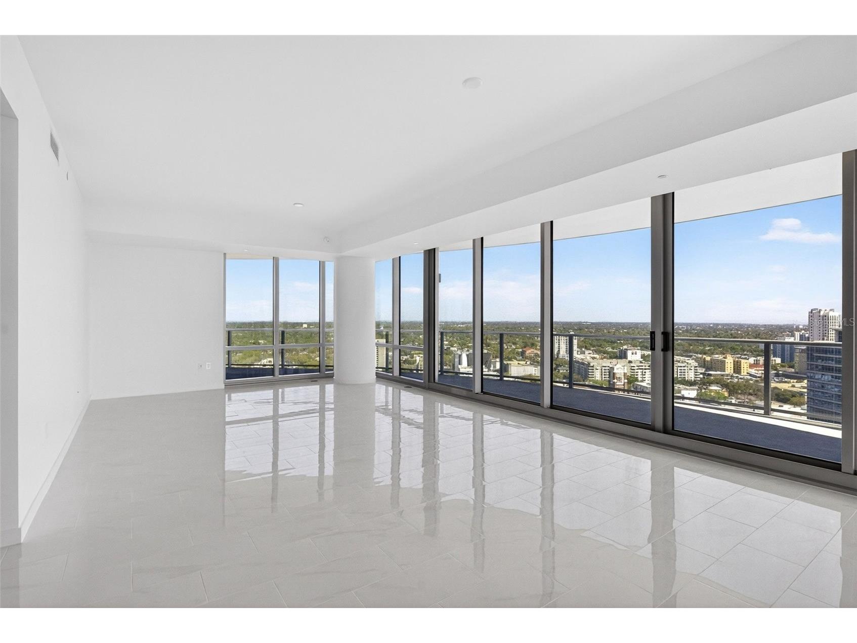 400 Central Avenue #2307 Saint Petersburg FL 33701 A4686146 image14