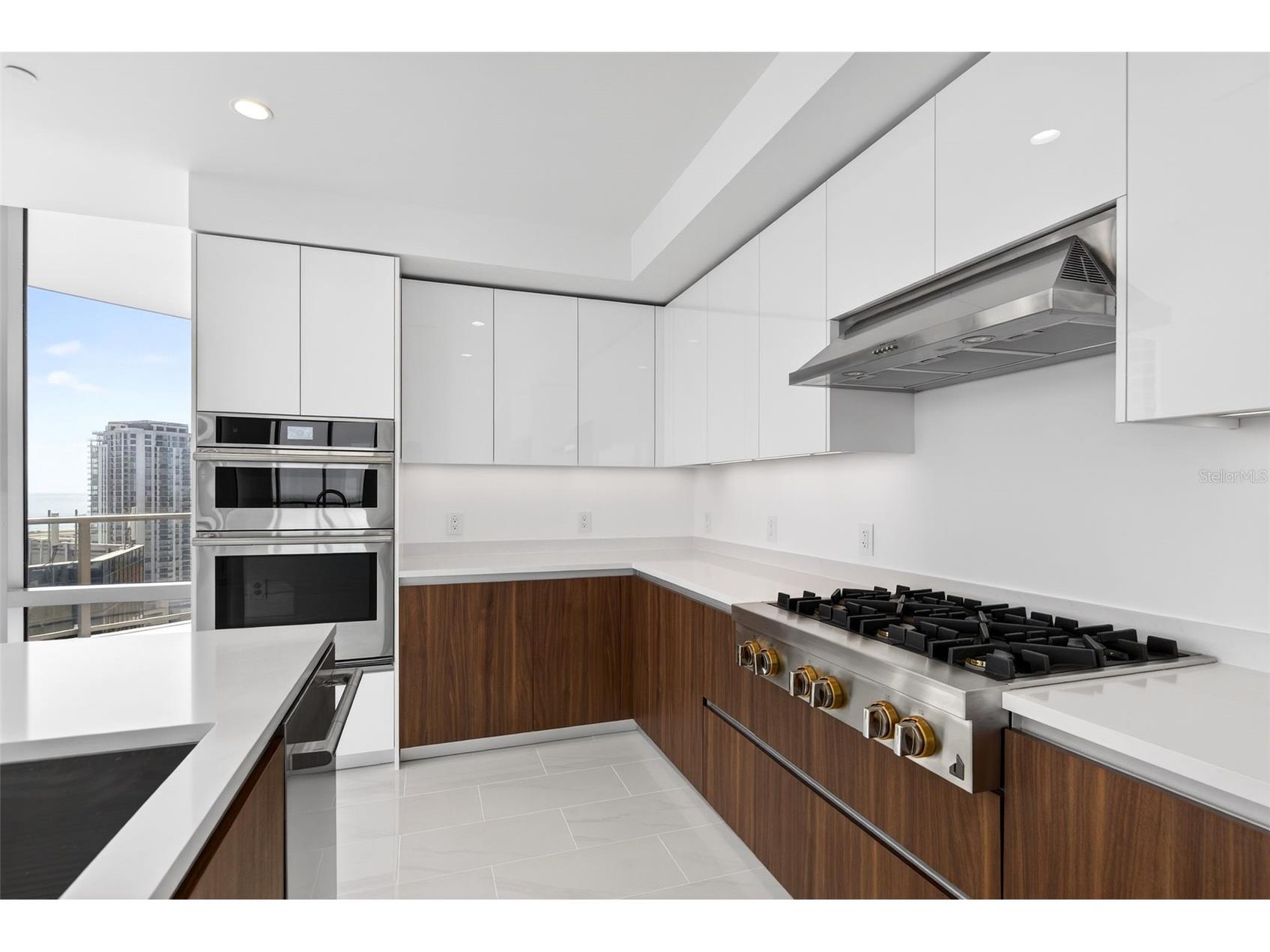 400 Central Avenue #2307 Saint Petersburg FL 33701 A4686146 image20