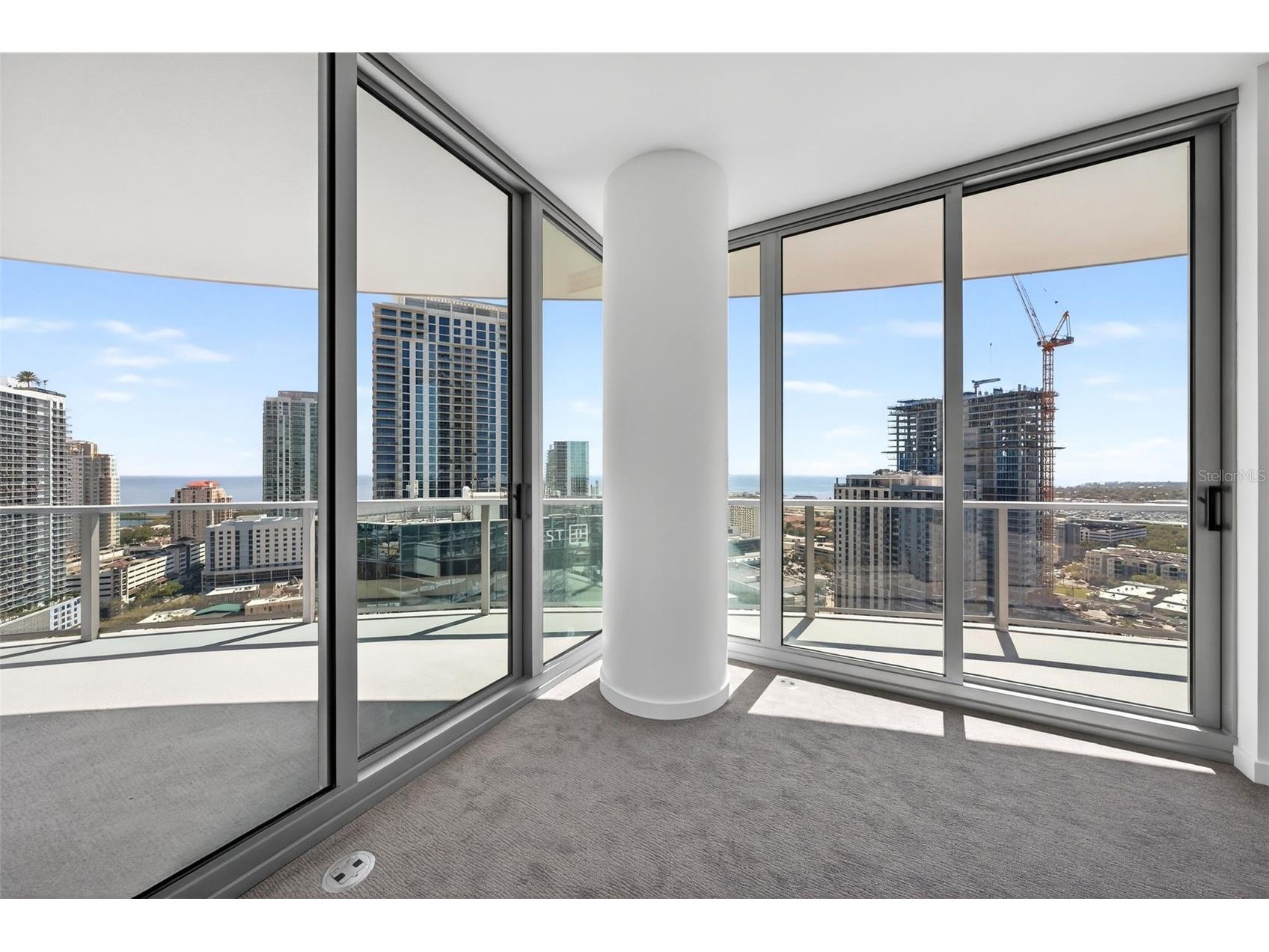 400 Central Avenue #2307 Saint Petersburg FL 33701 A4686146 image29
