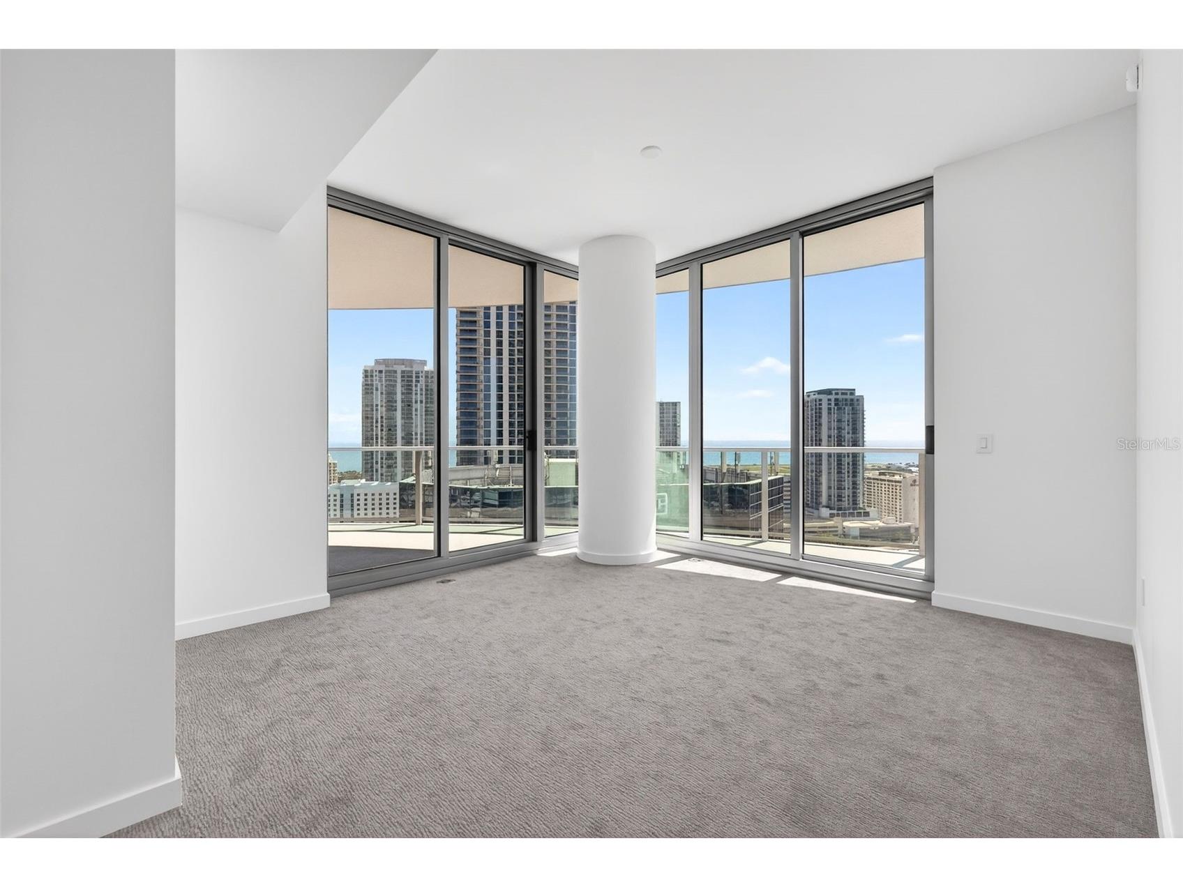400 Central Avenue #2307 Saint Petersburg FL 33701 A4686146 image30