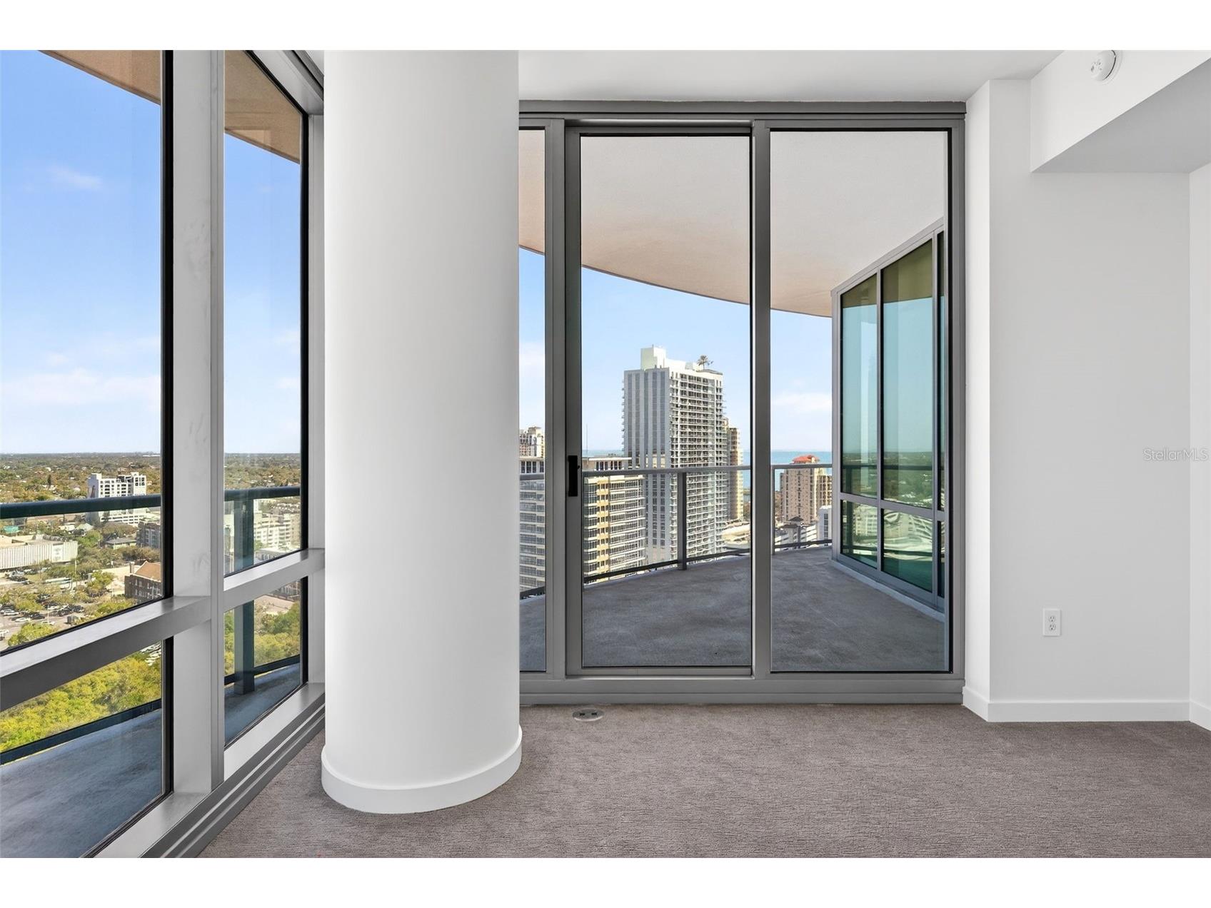 400 Central Avenue #2307 Saint Petersburg FL 33701 A4686146 image35