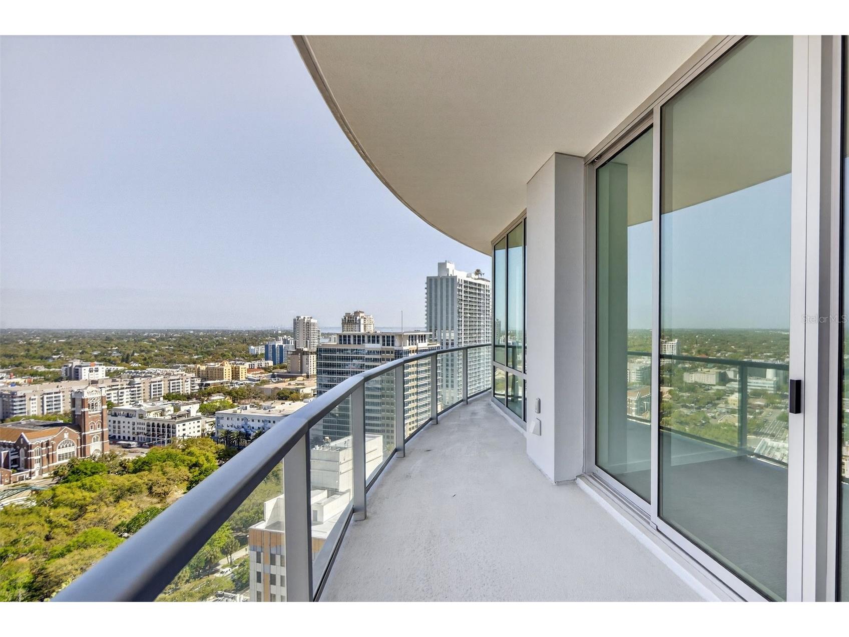 400 Central Avenue #2307 Saint Petersburg FL 33701 A4686146 image49
