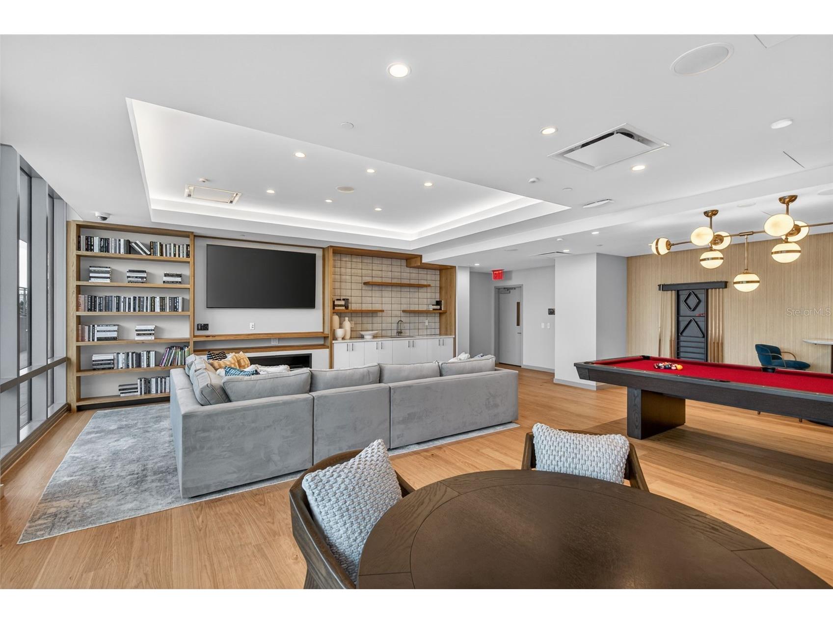 400 Central Avenue #2307 Saint Petersburg FL 33701 A4686146 image63
