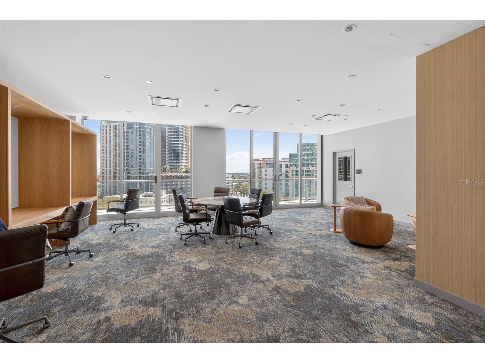 400 Central Avenue #2307 Saint Petersburg FL 33701 A4686146 image67