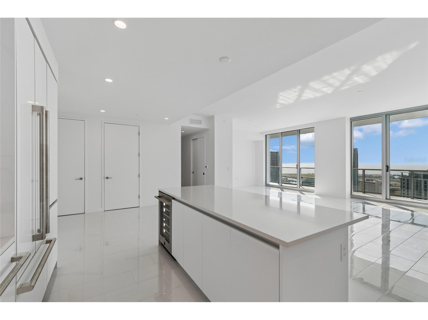 400 Central Avenue #2505 Saint Petersburg FL 33701 TB8494657 image28