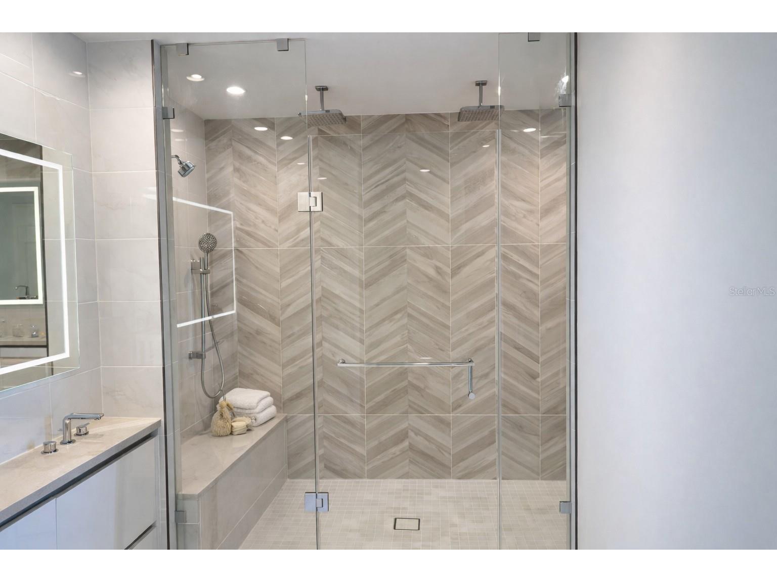 400 Central Avenue #2603 Saint Petersburg FL 33701 OM719590 image14