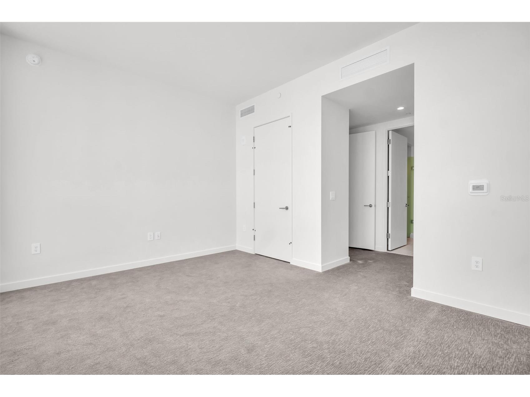 400 Central Avenue #2605 Saint Petersburg FL 33701 TB8478881 image22