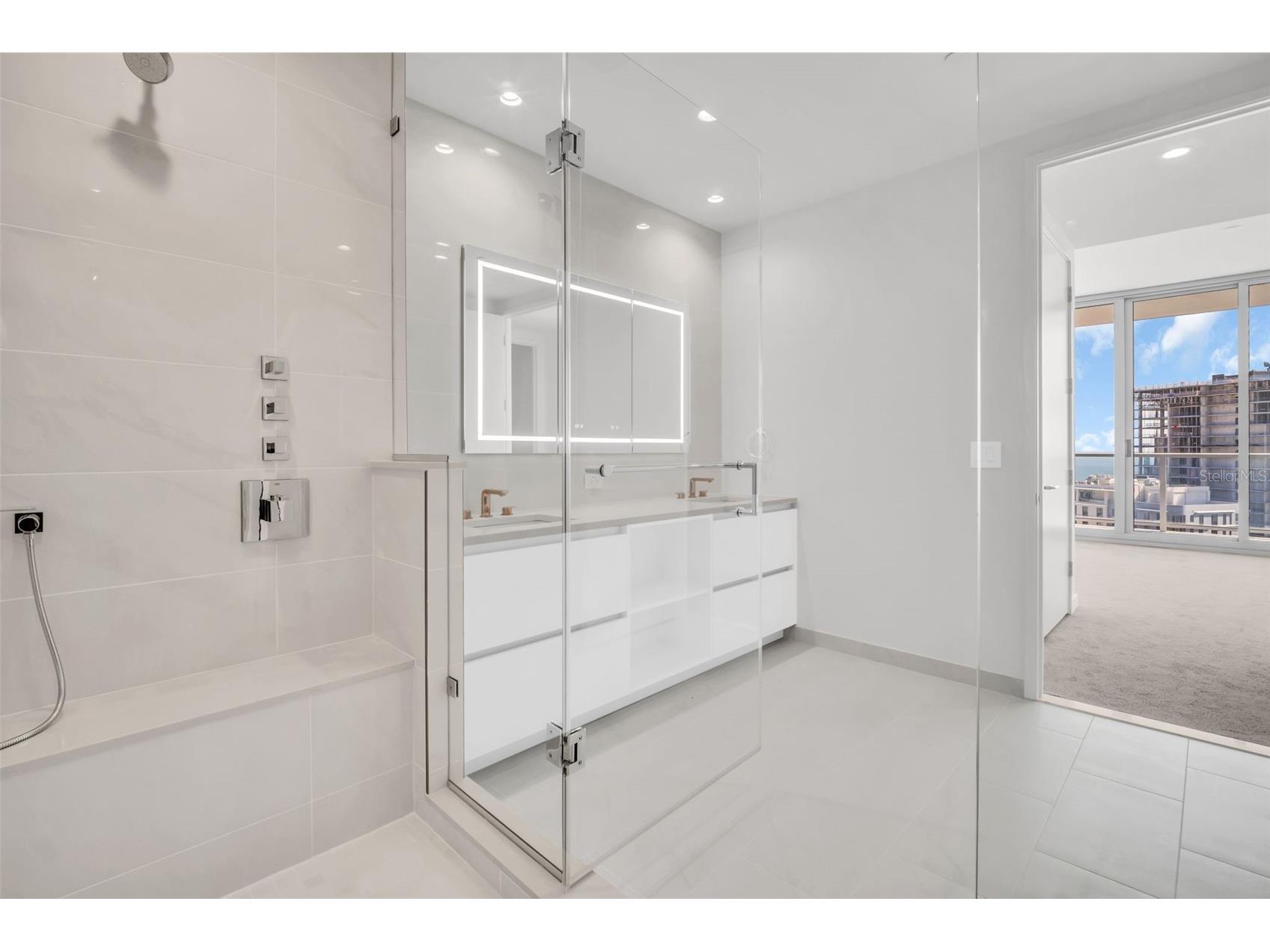 400 Central Avenue #2605 Saint Petersburg FL 33701 TB8478881 image28