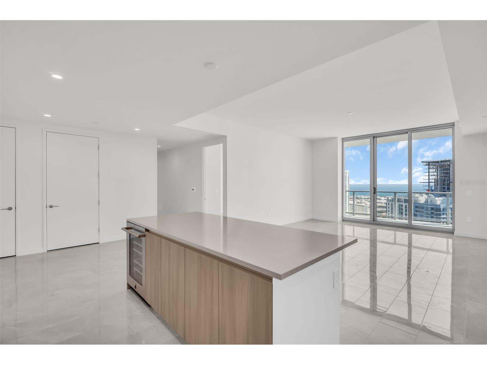 400 Central Avenue #2605 Saint Petersburg FL 33701 TB8478881 image6