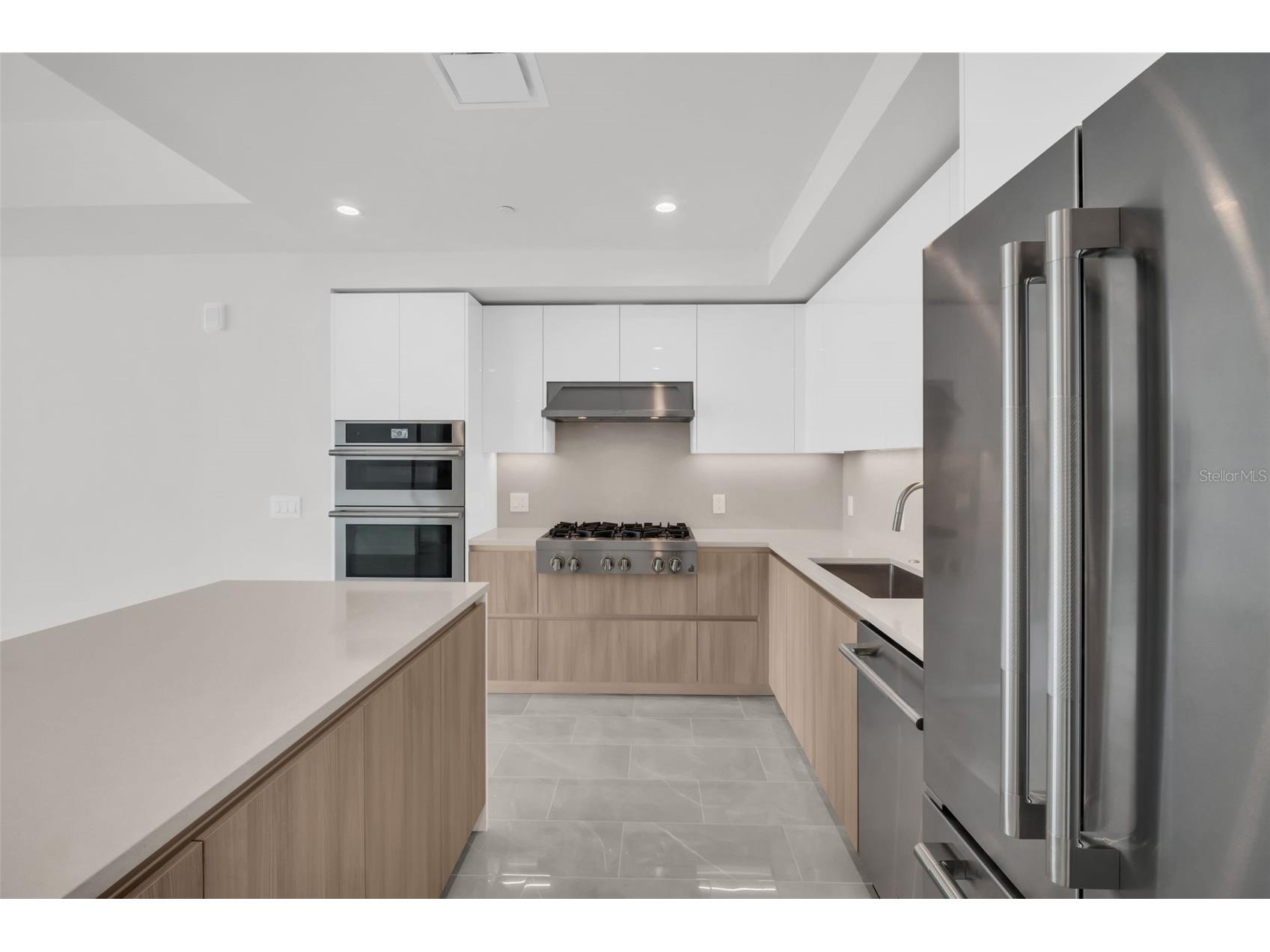 400 Central Avenue #2605 Saint Petersburg FL 33701 TB8478881 image9