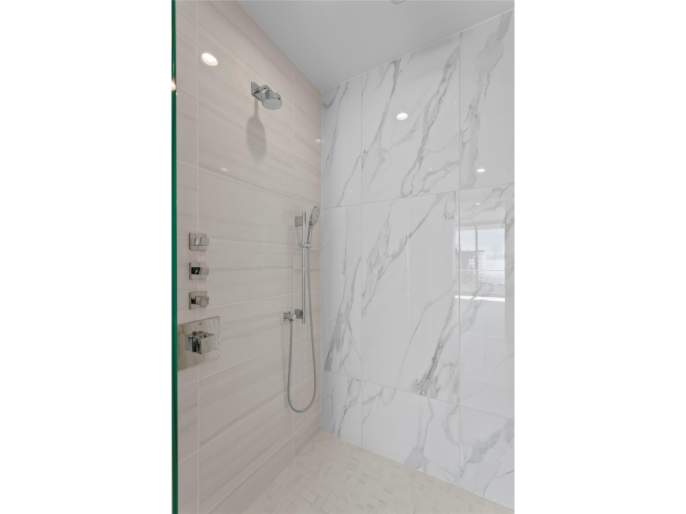 400 Central Avenue #2806 Saint Petersburg FL 33701 - TAMPA BAY GULF MIRROR LAKE TB8479217 image32