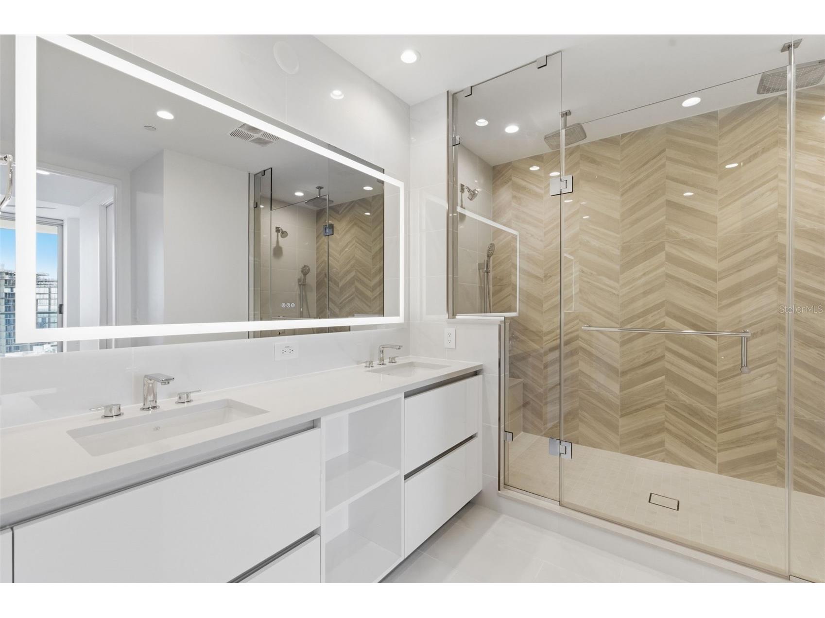 400 Central Avenue #2903 Saint Petersburg FL 33701 - Mirror Lake TB8486202 image16