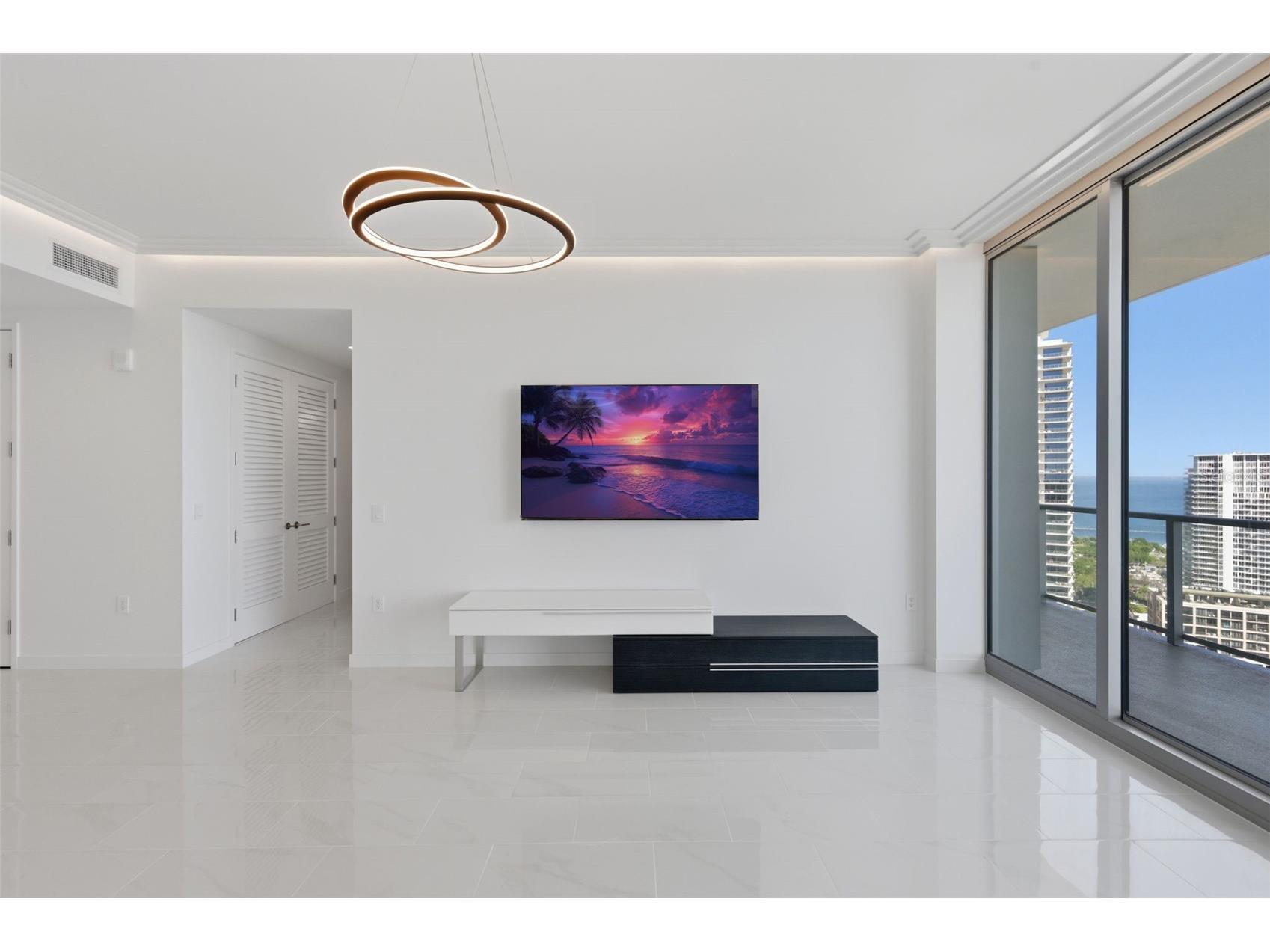 400 Central Avenue #2903 Saint Petersburg FL 33701 - Mirror Lake TB8486202 image2