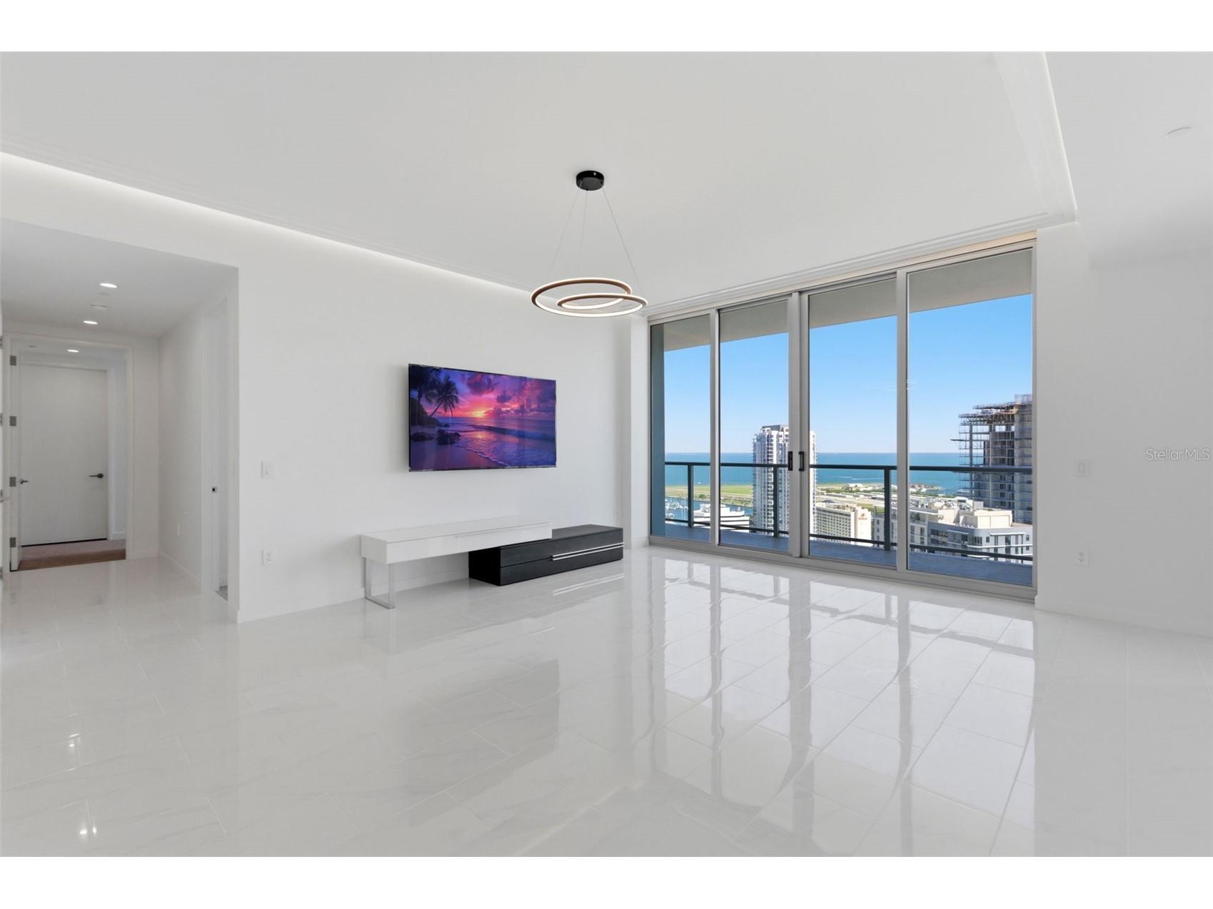 400 Central Avenue #2903 Saint Petersburg FL 33701 - Mirror Lake TB8486202 image3