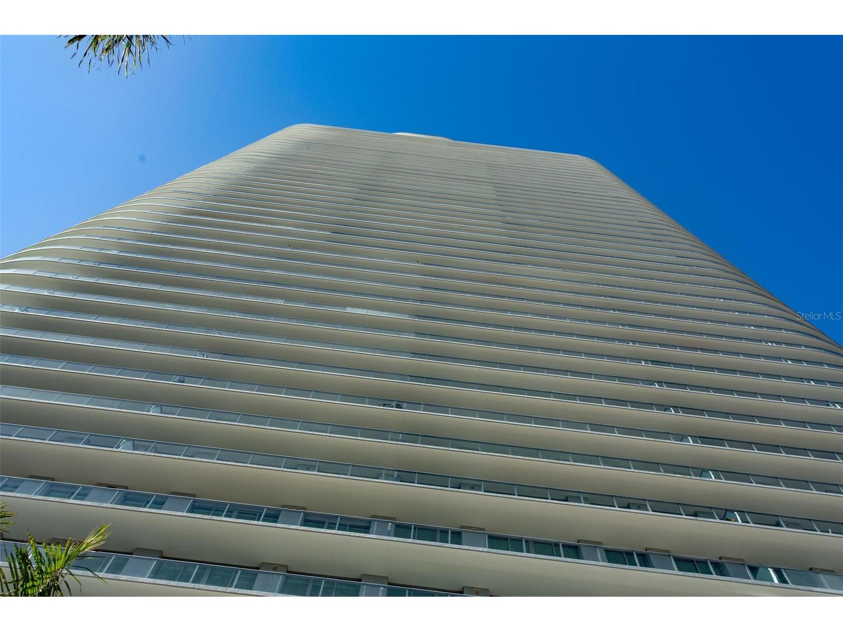 400 Central Avenue #2906 Saint Petersburg FL 33701 TB8486884 image40